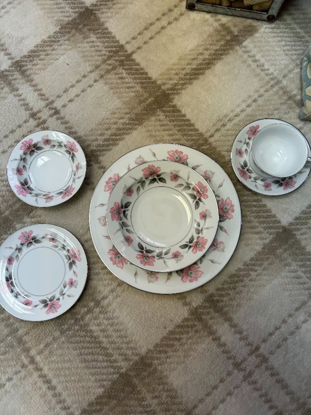 "Rosalinda" Fine Bone Sango China